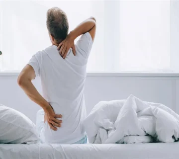 علاج اعوجاج العمود الفقري عند الكبار