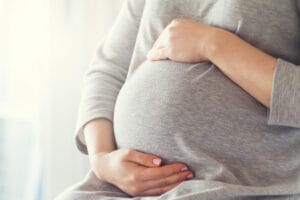 علاج ارتخاء عضلات البطن بعد الولادة